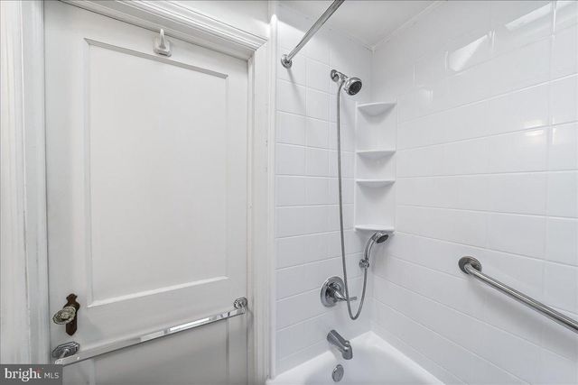 238 WESTPARK LN, Clifton Heights, PA 19018