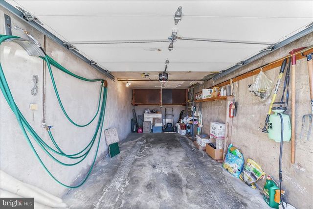 238 WESTPARK LN, Clifton Heights, PA 19018