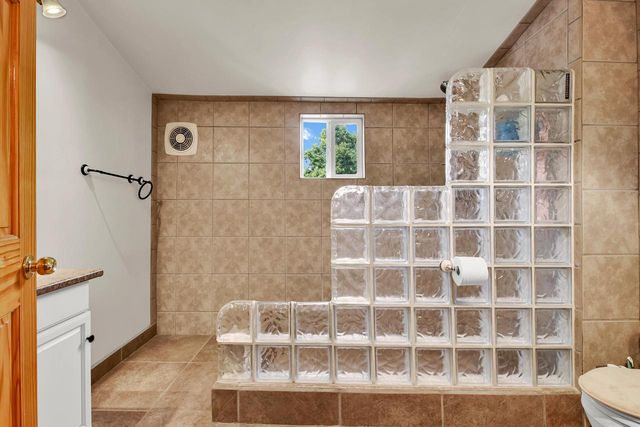 4100 W Edgerton AVENUE, Greenfield, WI 53221