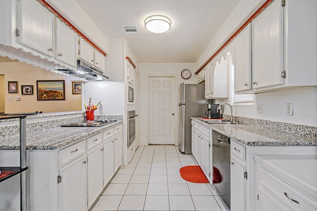 16306 Hollow Wood Drive, Houston, TX 77090