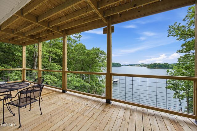 22125 Driftwood Lane, Abingdon, VA 24211