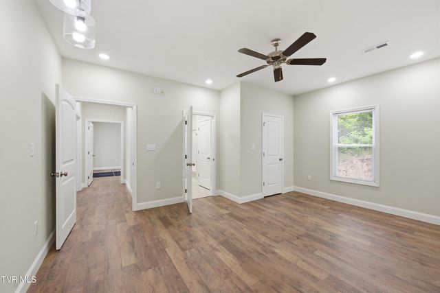 22125 Driftwood Lane, Abingdon, VA 24211