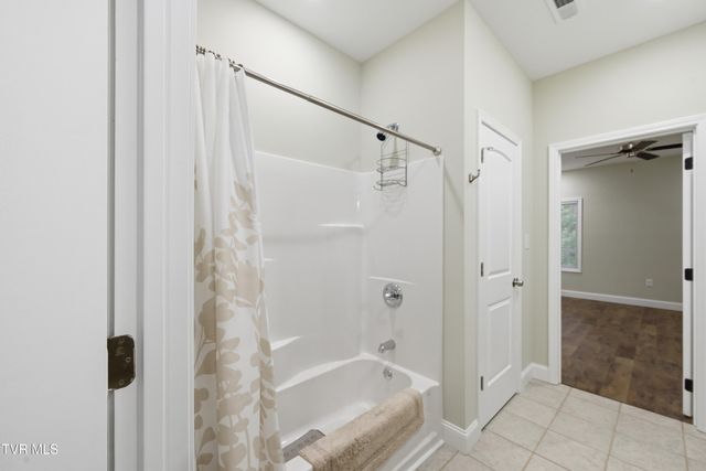 22125 Driftwood Lane, Abingdon, VA 24211