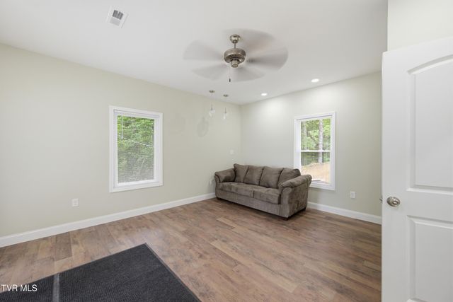 22125 Driftwood Lane, Abingdon, VA 24211