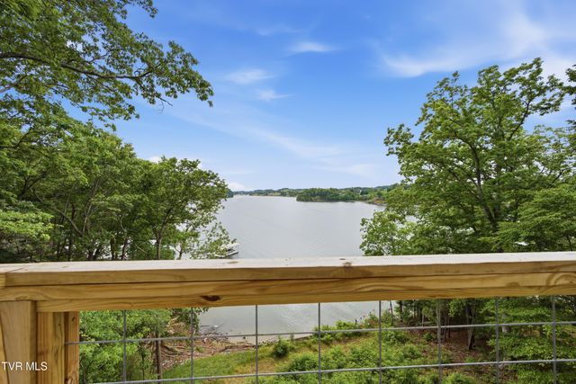 22125 Driftwood Lane, Abingdon, VA 24211