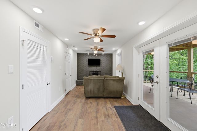 22125 Driftwood Lane, Abingdon, VA 24211