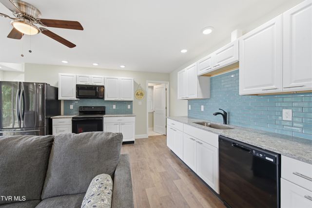 22125 Driftwood Lane, Abingdon, VA 24211