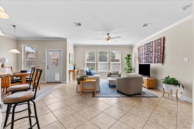 709 Pienza Lane, League City, TX 77573