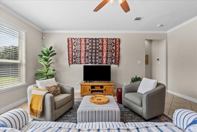 709 Pienza Lane, League City, TX 77573