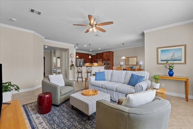 709 Pienza Lane, League City, TX 77573