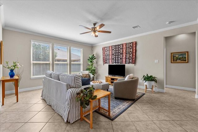 709 Pienza Lane, League City, TX 77573