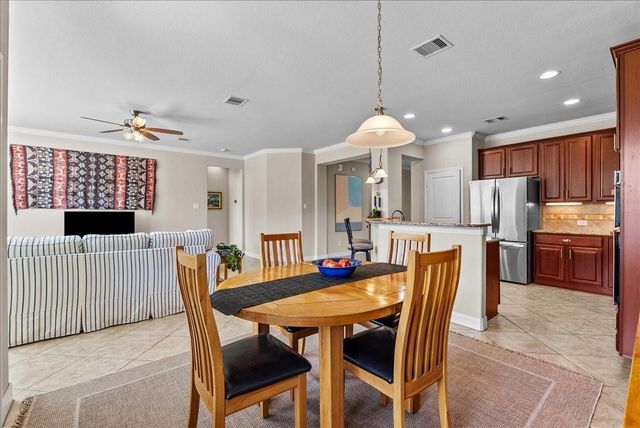 709 Pienza Lane, League City, TX 77573