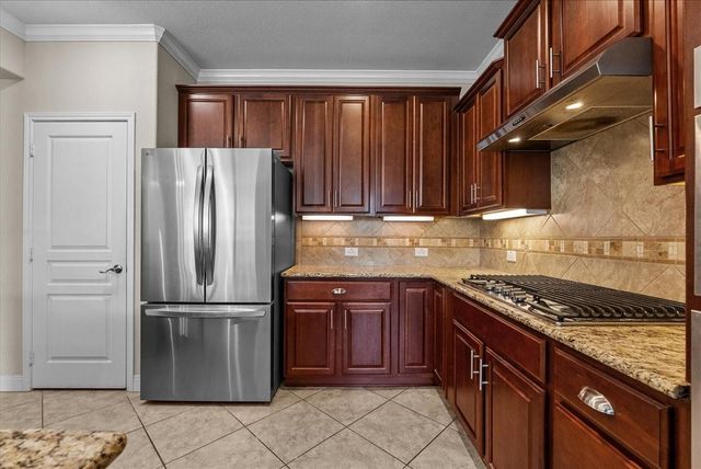 709 Pienza Lane, League City, TX 77573