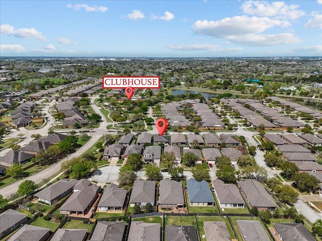 709 Pienza Lane, League City, TX 77573