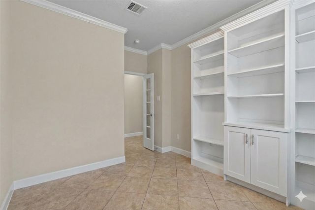 709 Pienza Lane, League City, TX 77573