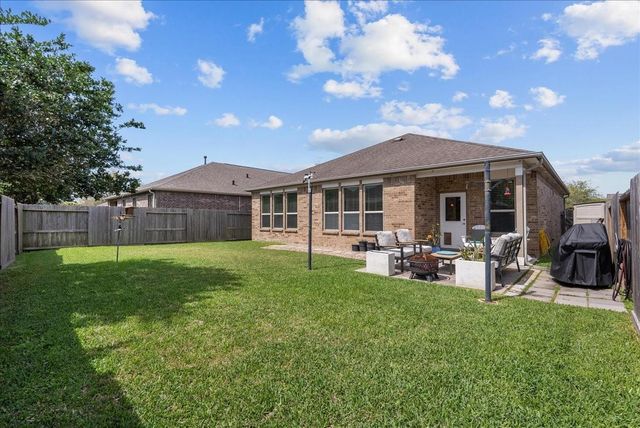 709 Pienza Lane, League City, TX 77573