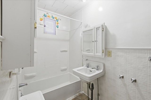 27-29 Lafountain Street, Burlington, VT 05401