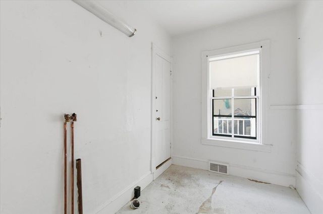 27-29 Lafountain Street, Burlington, VT 05401