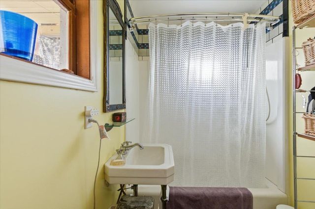 27-29 Lafountain Street, Burlington, VT 05401