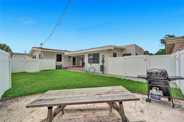 1704 Rodman St 3, Hollywood, FL 33020