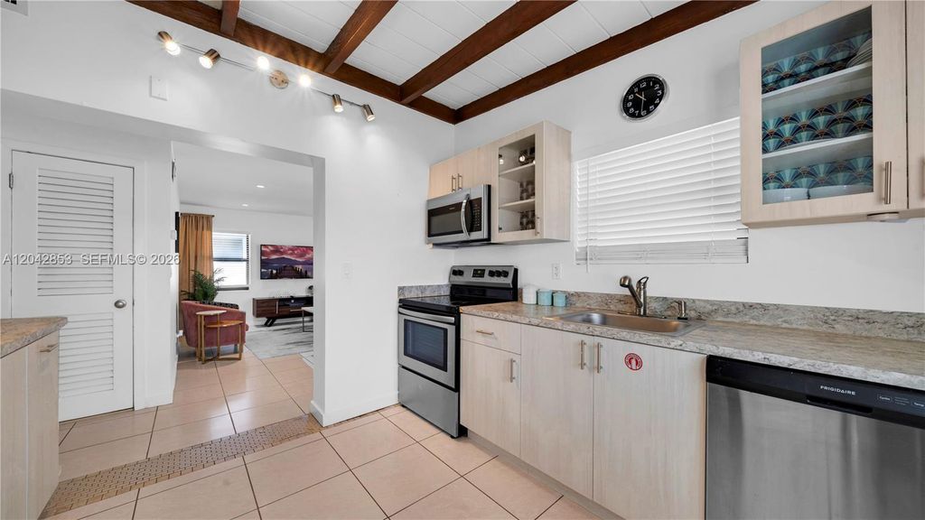 1704 Rodman St 3, Hollywood, FL 33020