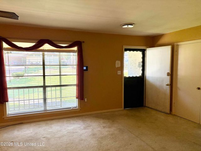 1551 Wood Glen Drive, Jackson, MS 39204