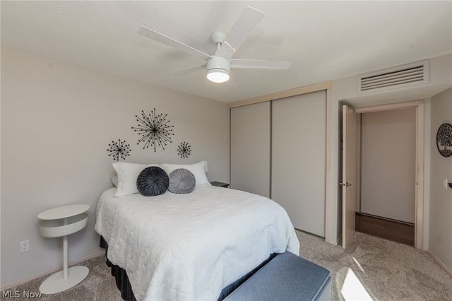 12410 Altis Court, Strongsville, OH 44149