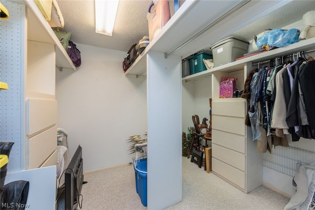 12410 Altis Court, Strongsville, OH 44149