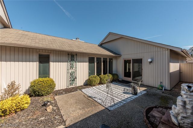 12410 Altis Court, Strongsville, OH 44149