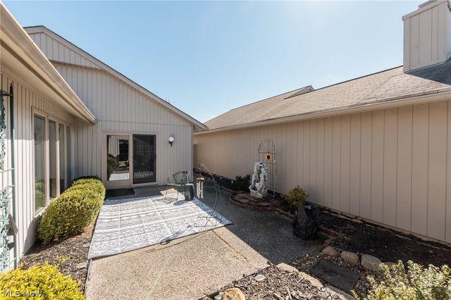 12410 Altis Court, Strongsville, OH 44149
