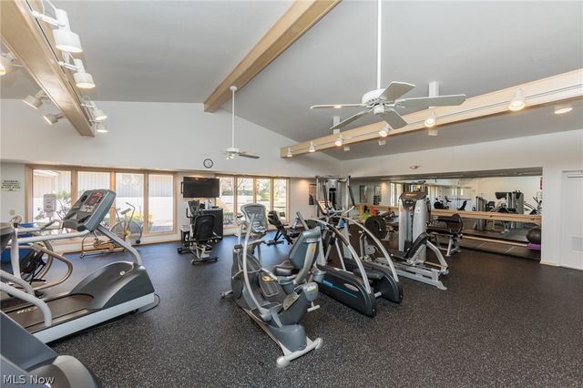 12410 Altis Court, Strongsville, OH 44149