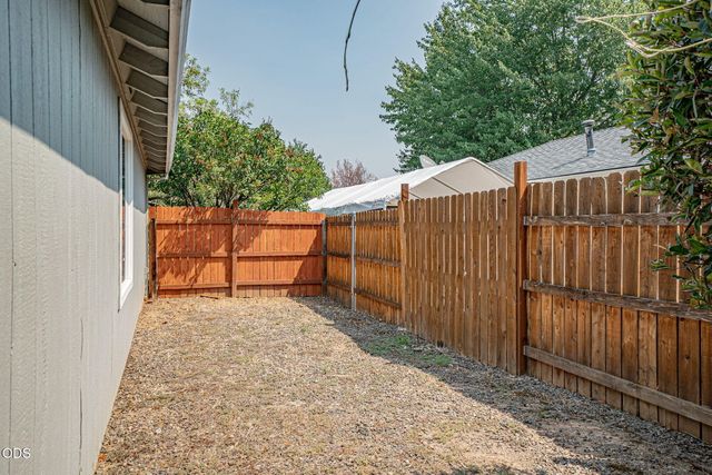 1173 Ginger Way, Medford, OR 97501
