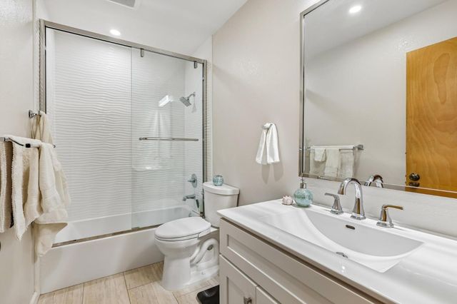 2355 Beach Boulevard 101, Pacifica, CA 94044