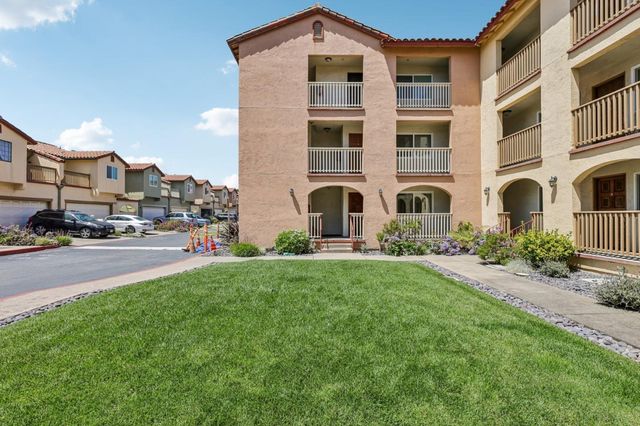 2355 Beach Boulevard 101, Pacifica, CA 94044