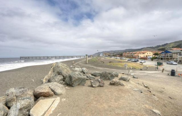 2355 Beach Boulevard 101, Pacifica, CA 94044