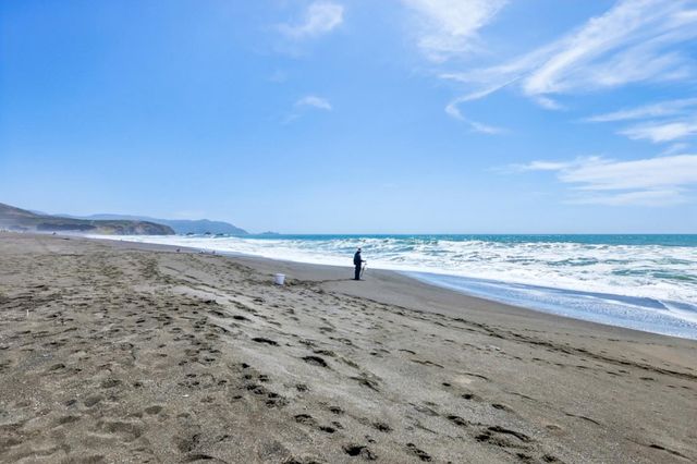 2355 Beach Boulevard 101, Pacifica, CA 94044