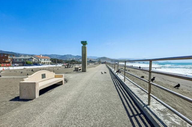 2355 Beach Boulevard 101, Pacifica, CA 94044