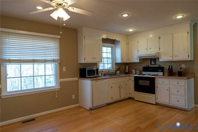 4743 Fordham Rd, Chesterfield, VA 23236