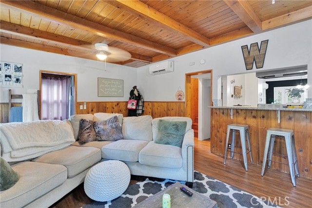 1056 Eagle Road, Wrightwood, CA 92397