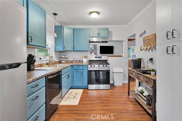 1056 Eagle Road, Wrightwood, CA 92397