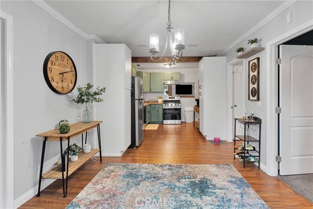 1056 Eagle Road, Wrightwood, CA 92397