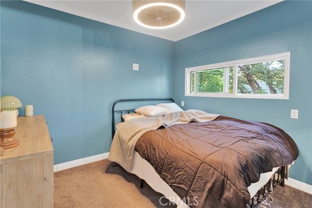 1056 Eagle Road, Wrightwood, CA 92397