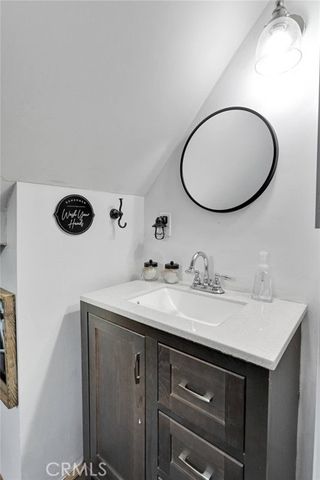 1056 Eagle Road, Wrightwood, CA 92397