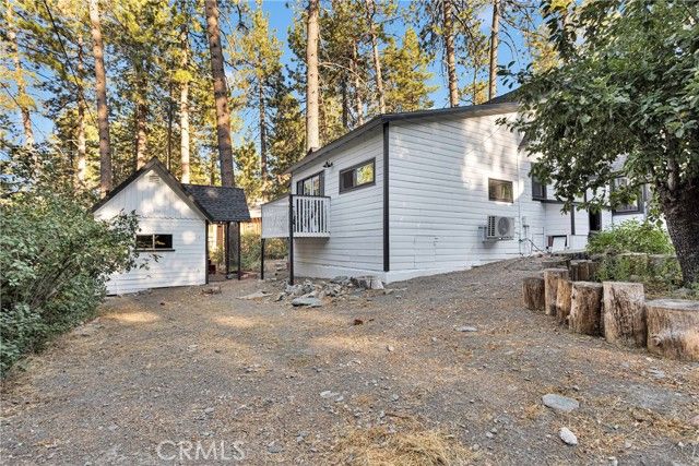 1056 Eagle Road, Wrightwood, CA 92397