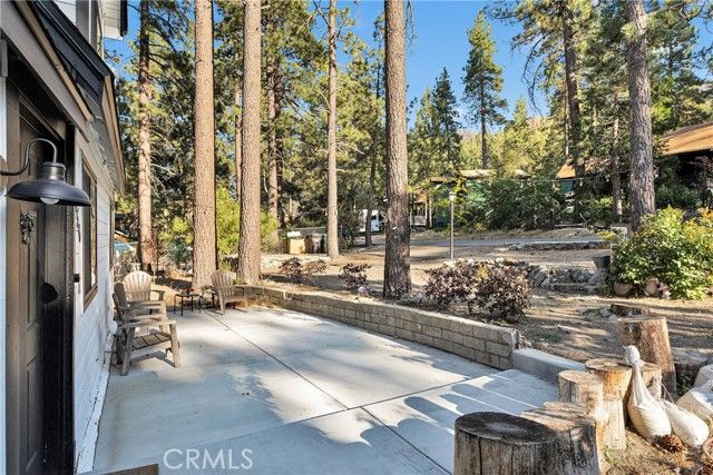 1056 Eagle Road, Wrightwood, CA 92397