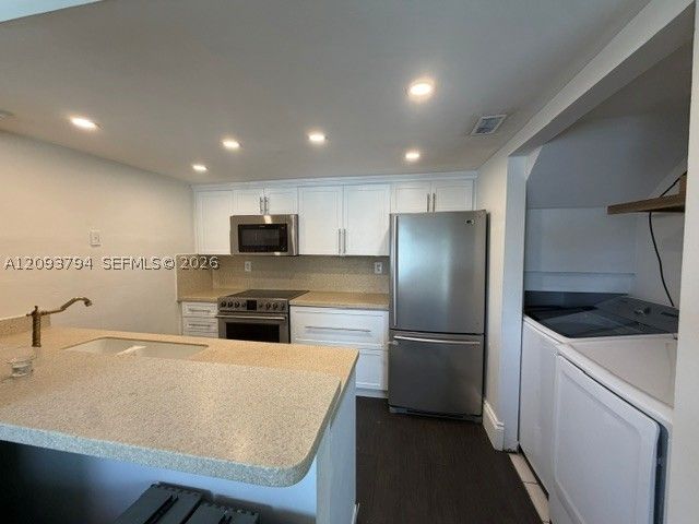 4590 SW 68th Ct Cir 8, Miami, FL 33155