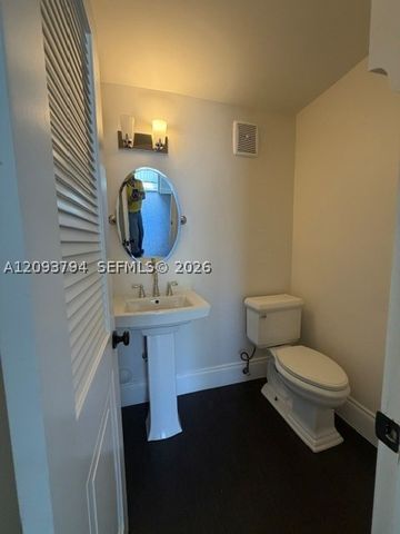 4590 SW 68th Ct Cir 8, Miami, FL 33155