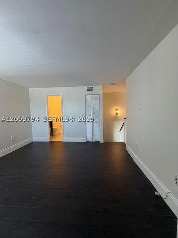 4590 SW 68th Ct Cir 8, Miami, FL 33155