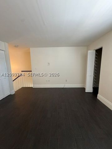 4590 SW 68th Ct Cir 8, Miami, FL 33155