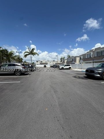 4590 SW 68th Ct Cir 8, Miami, FL 33155